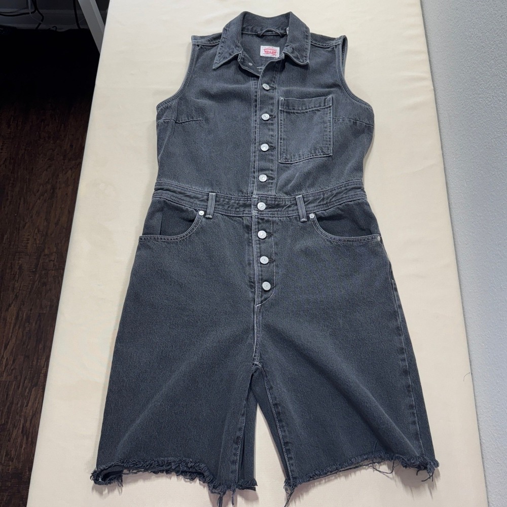 Levi's Washed Black Denim Sleeveless Cut Off Romper Shorts Button‎ Front Size M